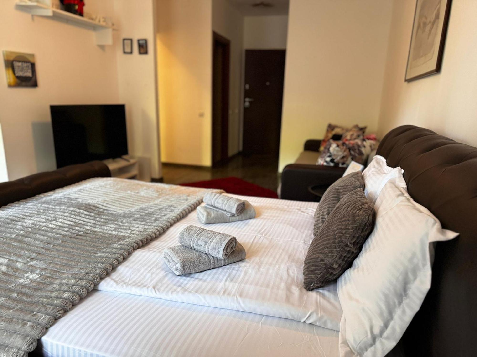 בראשוב Inisteresidence מראה חיצוני תמונה